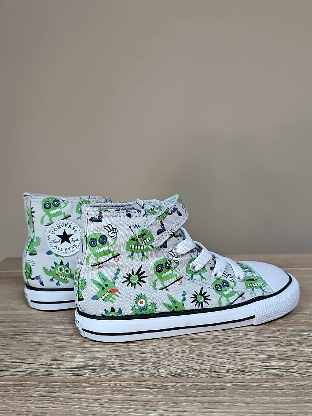 Converse Kids White High-Top Sneakers with Green Monster Print Size 9